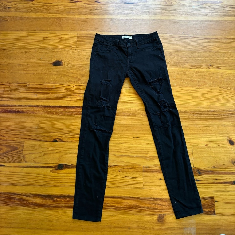 Black jeans. Bullhead Black. 6. Cotton.